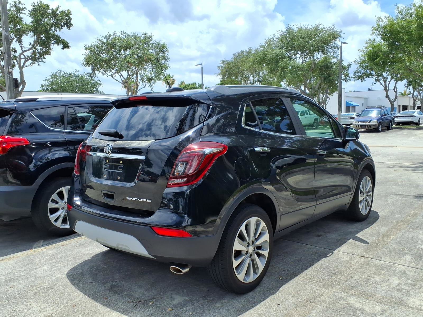 Used 2019 Buick Encore Preferred FWD image 4