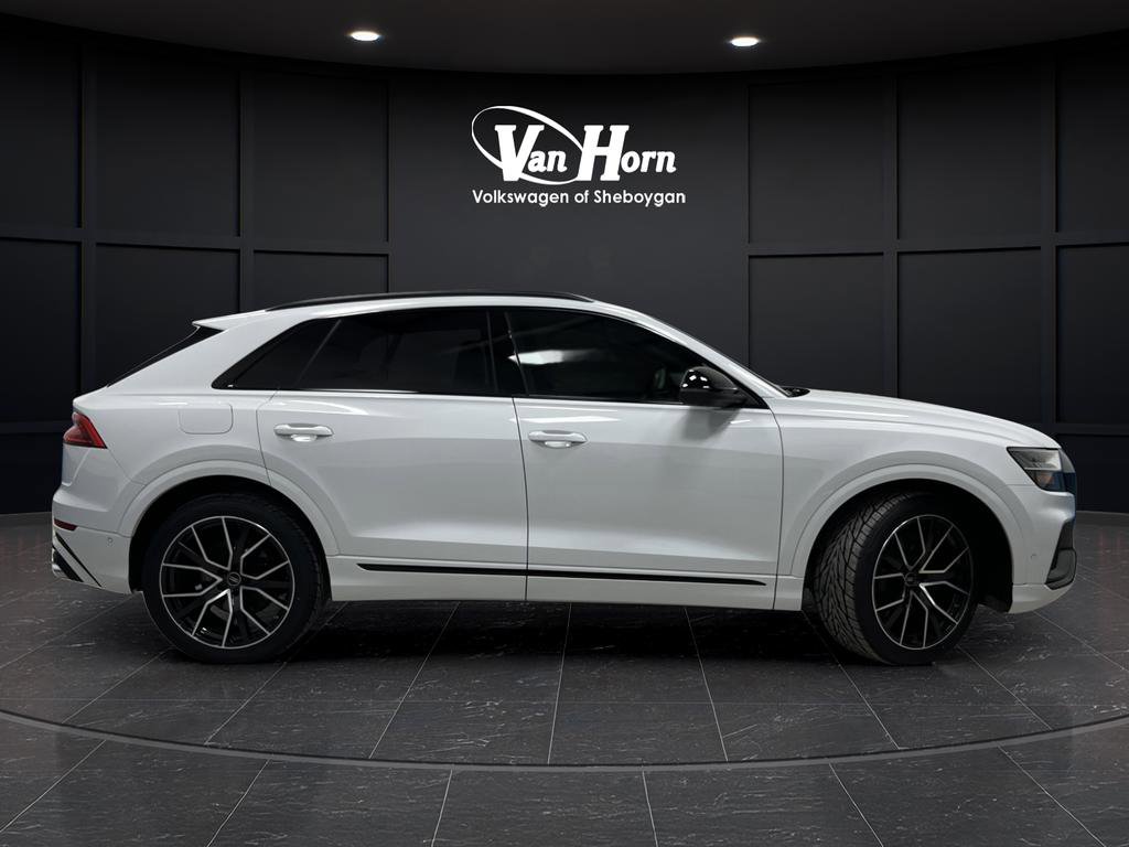 Used 2022 Audi SQ8 Prestige w/ Prestige Package image 2