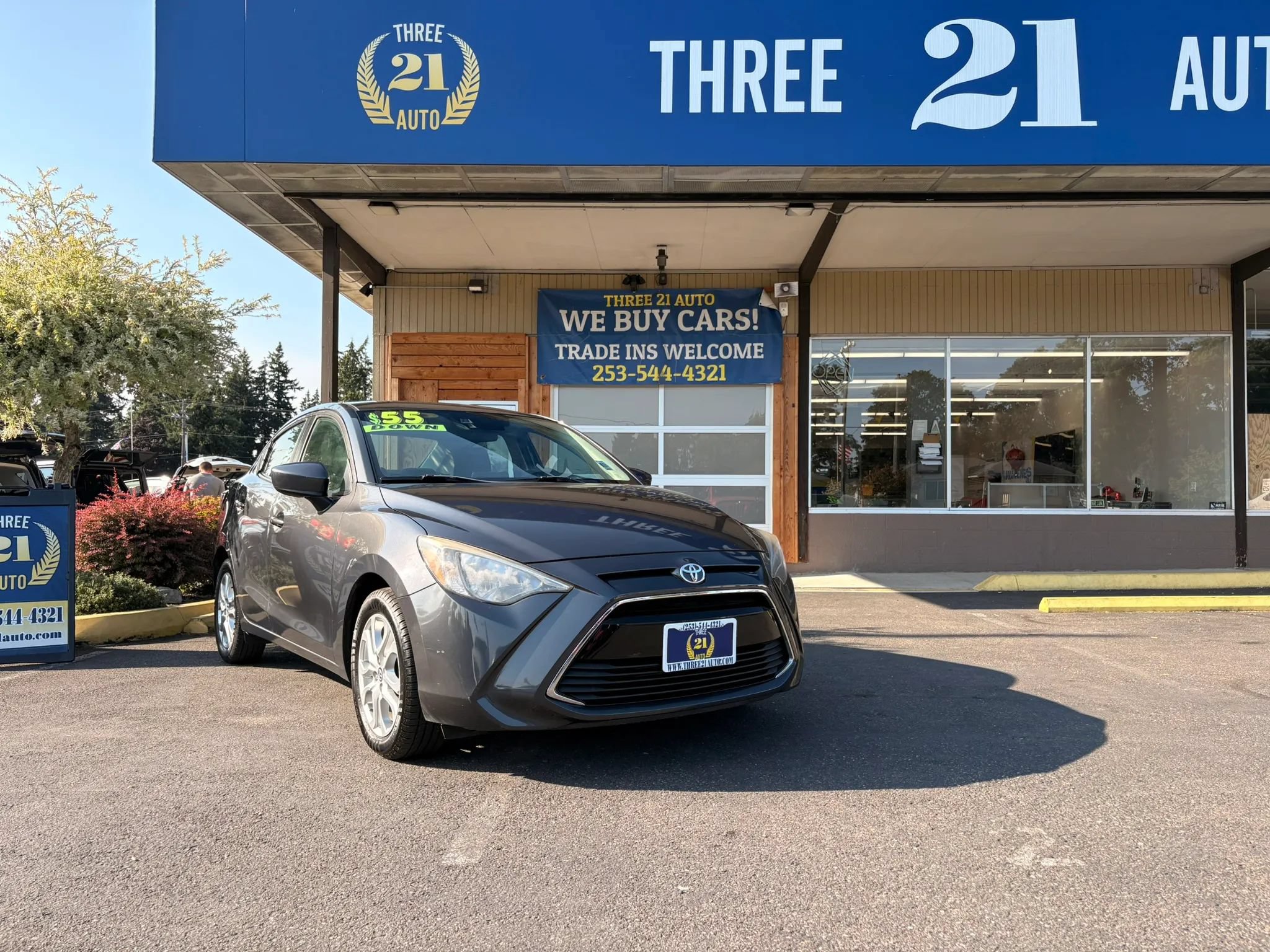 Used 2017 Toyota Yaris iA FWD image 1