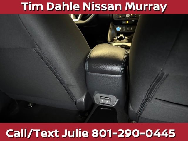 Used 2022 Nissan Leaf SV FWD image 17