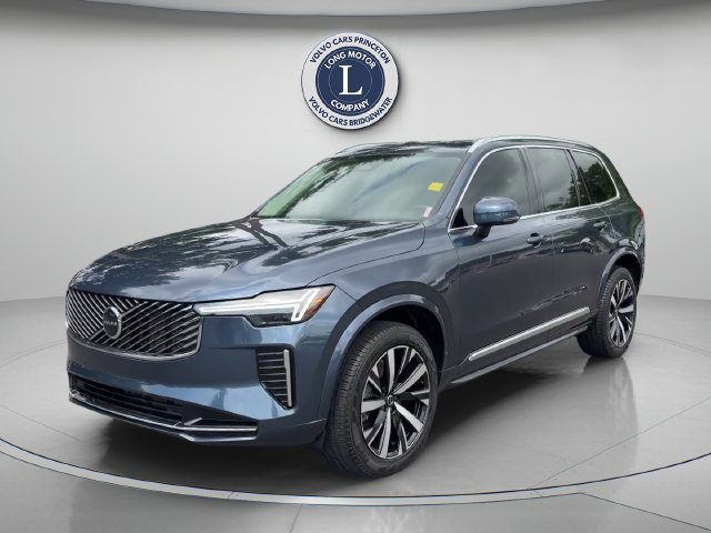 Used 2025 Volvo XC90 B5 Core AWD/4WD image 1