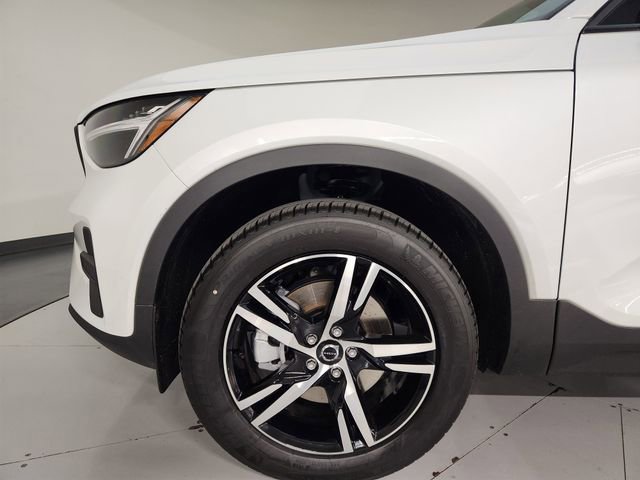 New 2026 Volvo XC40 B5 Core image 11