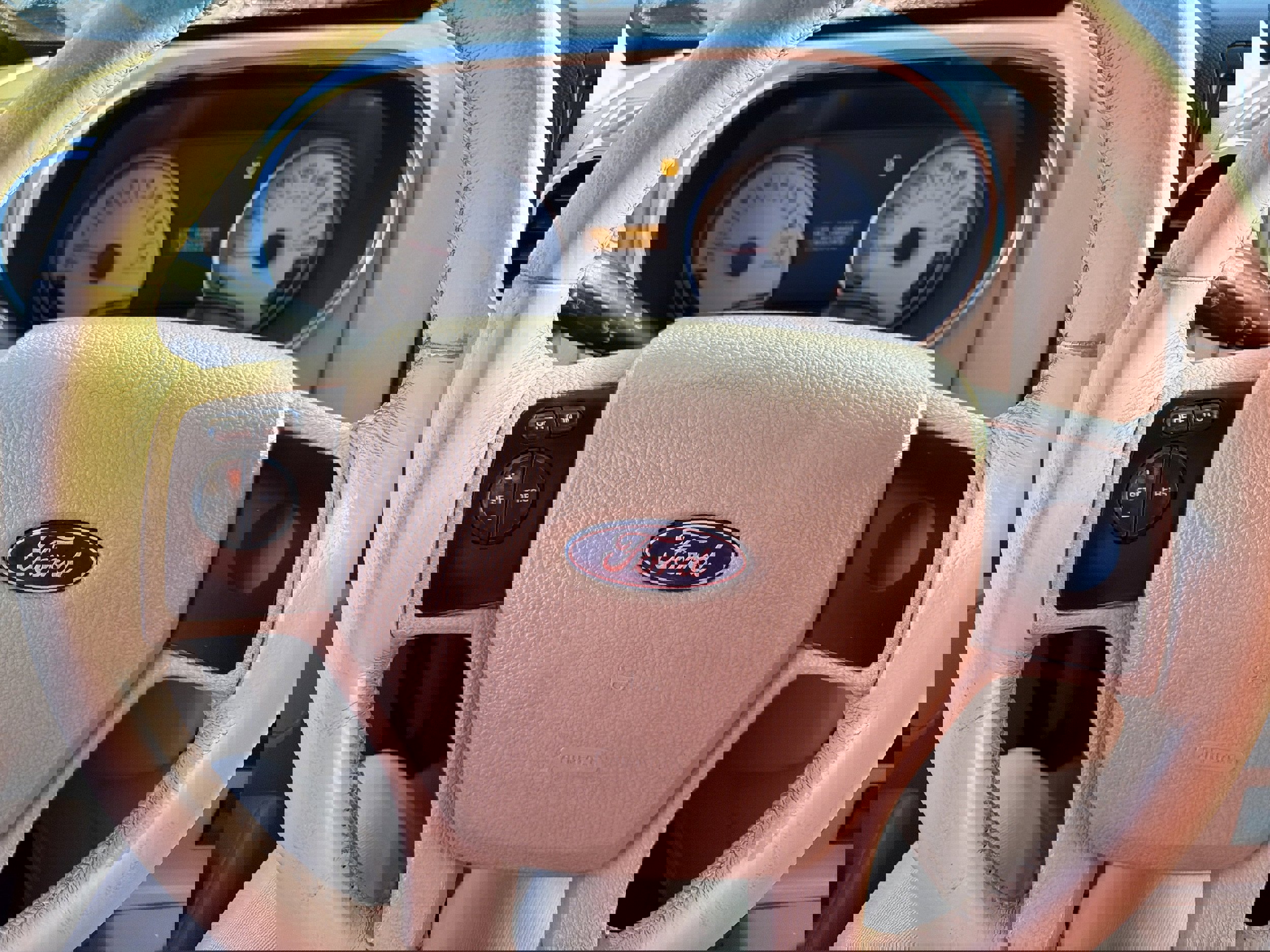 Used 2007 Ford Explorer Sport Trac Limited image 17