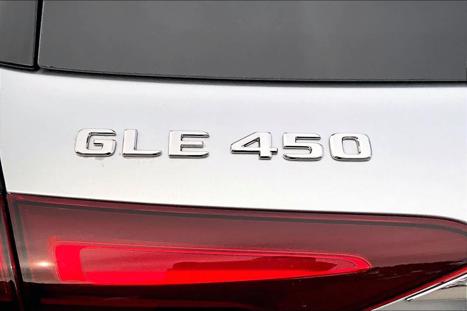 Certified 2026 Mercedes-Benz GLE 450 4MATIC image 31