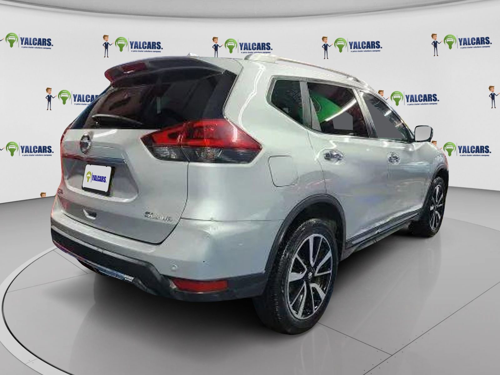 Used 2019 Nissan Rogue SL image 3