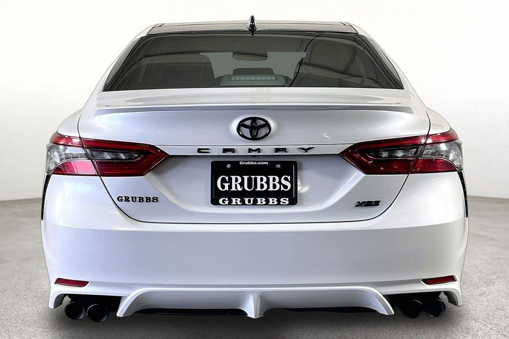 Used 2021 Toyota Camry XSE FWD image 5