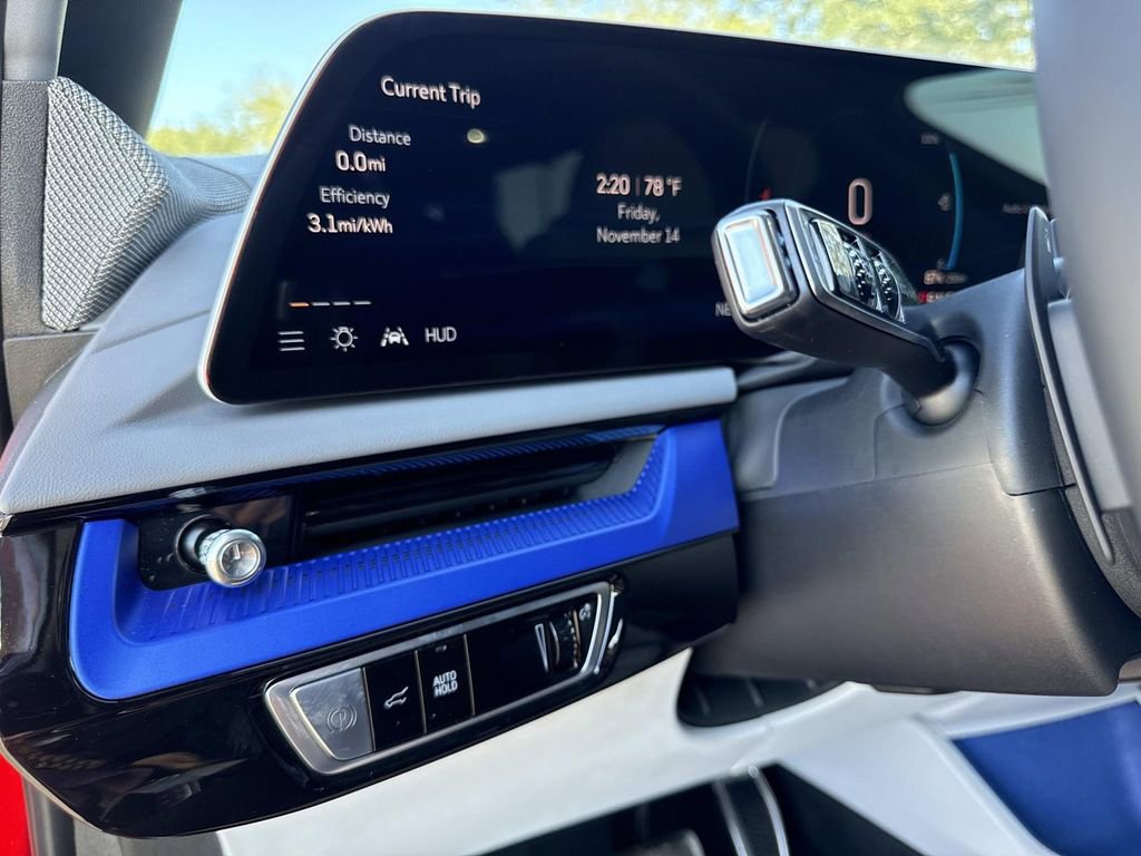 New 2026 Cadillac Optiq Sport 2 image 30