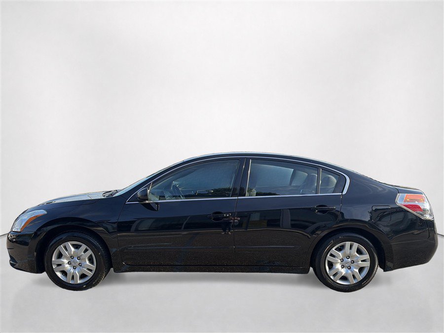 Used 2011 Nissan Altima 2.5 S FWD image 12