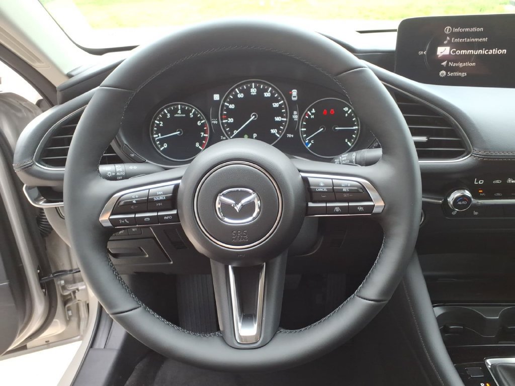 New 2026 MAZDA MAZDA3 2.5 Turbo Sedan w/Premium Plus AWD/4WD image 18