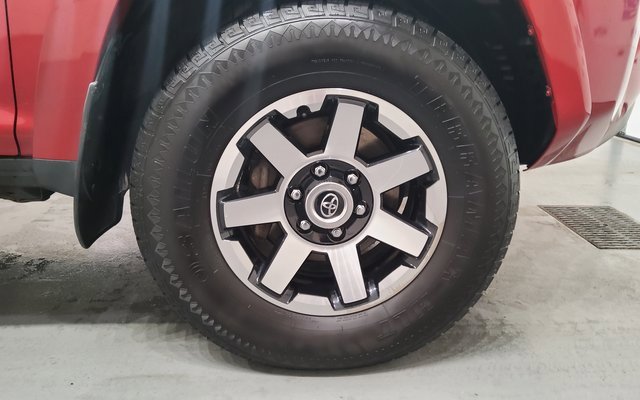 Used 2022 Toyota 4Runner TRD Off-Road Premium image 44