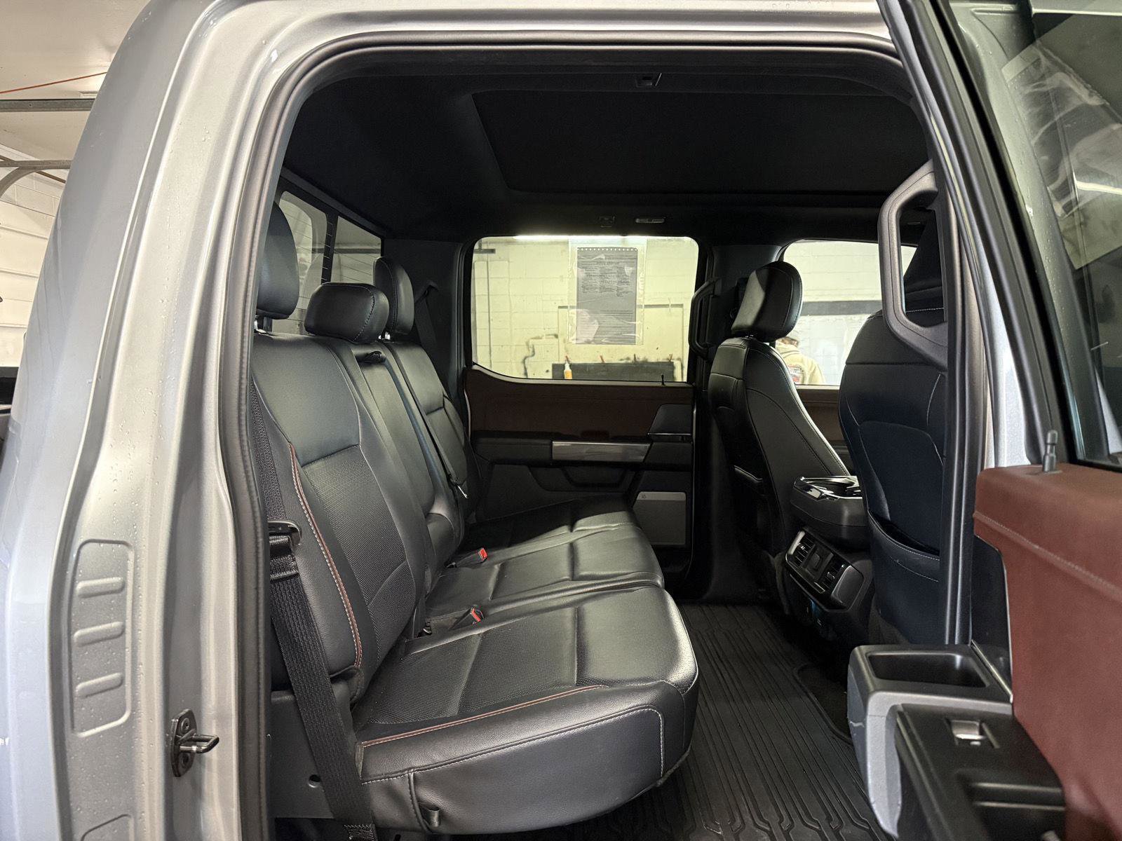 Used 2022 Ford F150 Lariat w/ Max Trailer Tow Package image 24