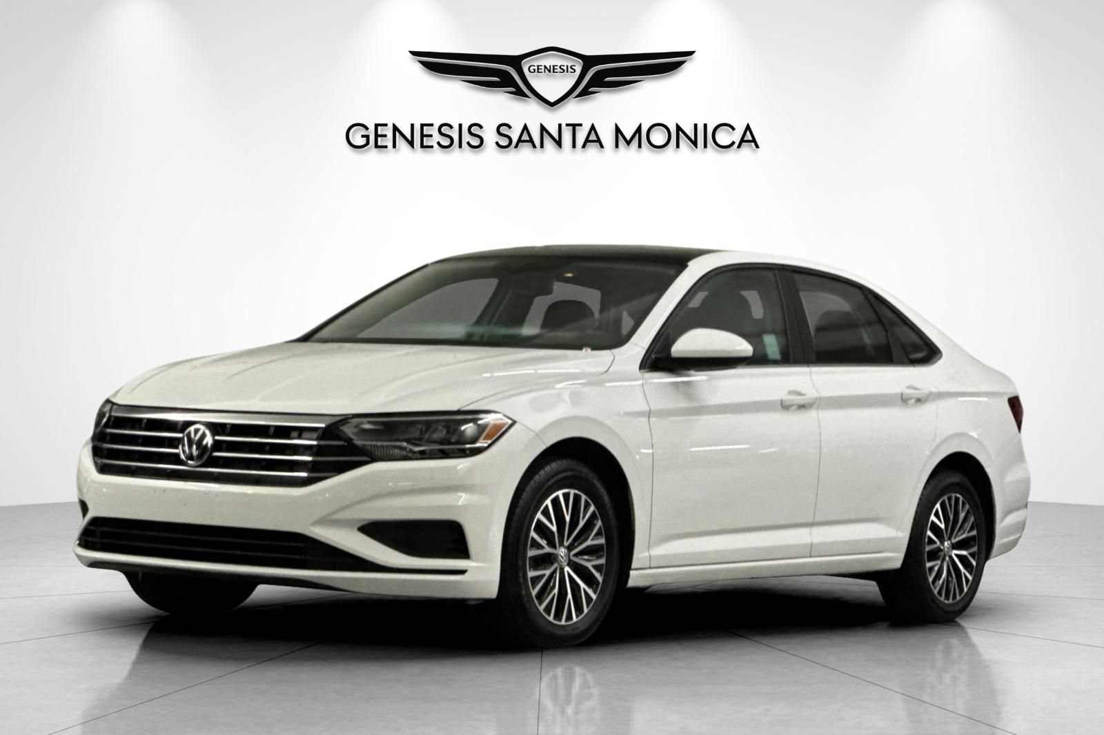 Used 2019 Volkswagen Jetta SE w/ Cold Weather Package FWD image 9