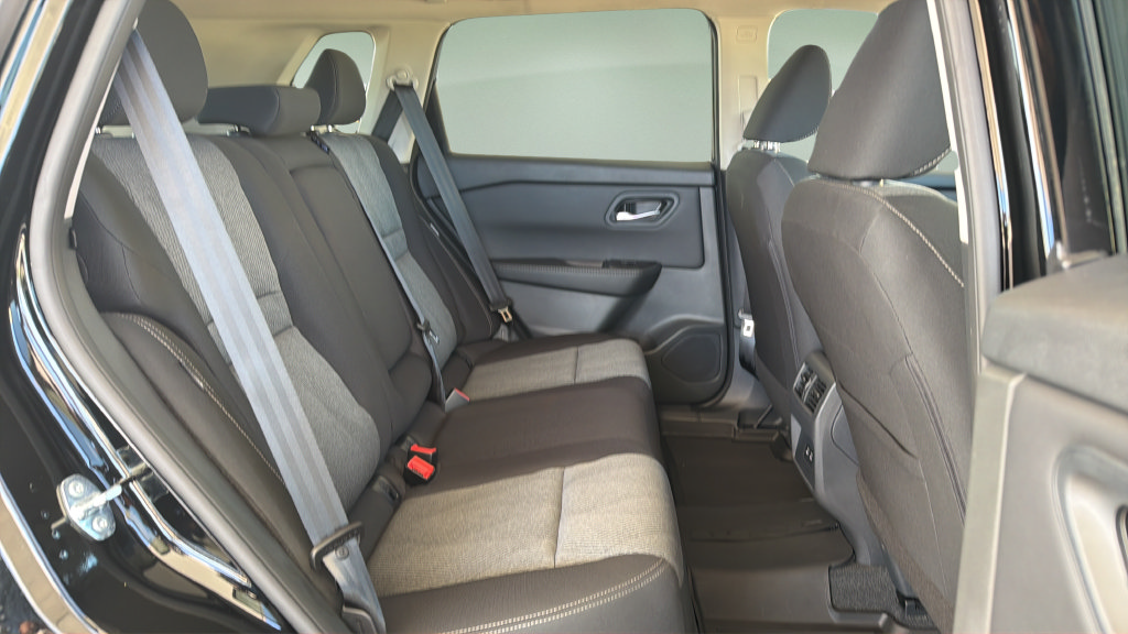 New 2026 Nissan Rogue SV AWD/4WD image 16