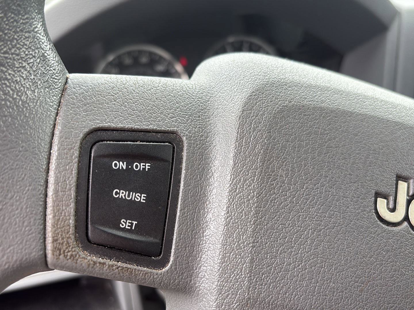 Used 2007 Jeep Grand Cherokee Laredo AWD/4WD image 14