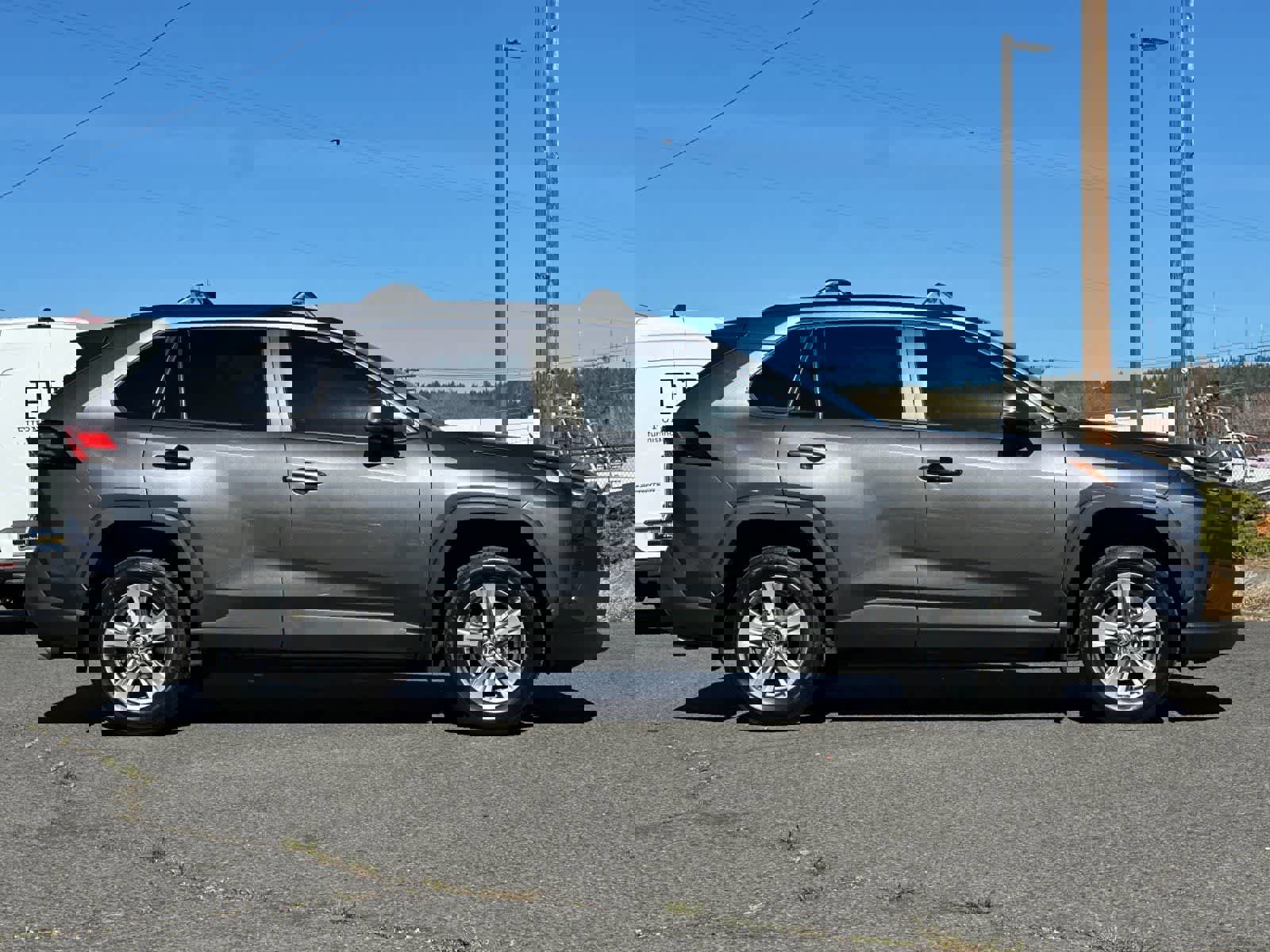 Used 2024 Toyota RAV4 XLE w/ Convenience Package image 8