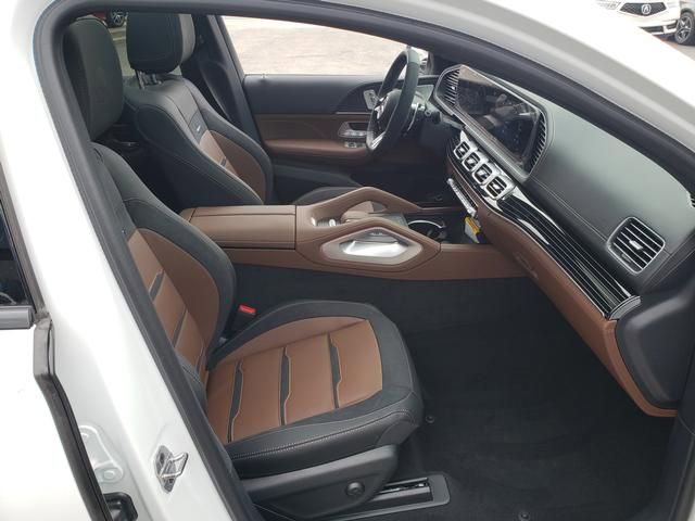 New 2025 Mercedes-Benz GLE 53 AMG 4MATIC Coupe image 16