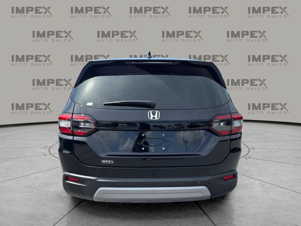Used 2025 Honda Pilot EX-L image 4