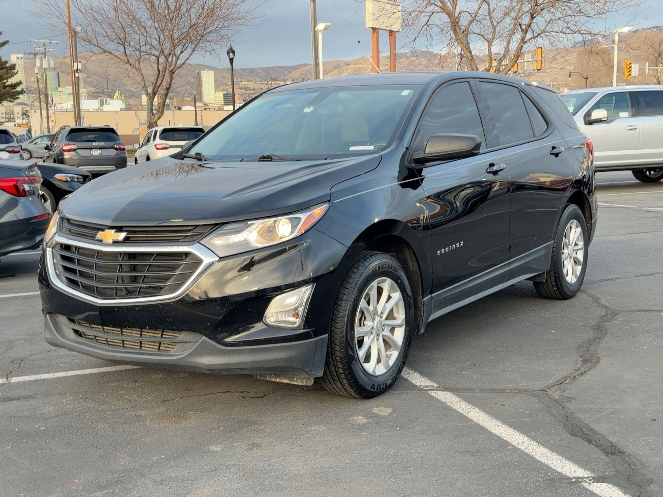 Used 2018 Chevrolet Equinox LS image 10