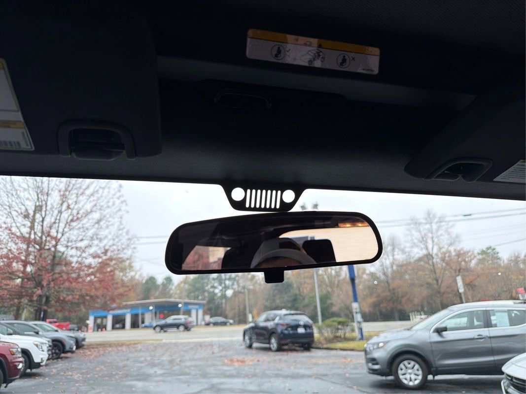 Used 2013 Jeep Wrangler Sport w/ Connectivity Group image 16