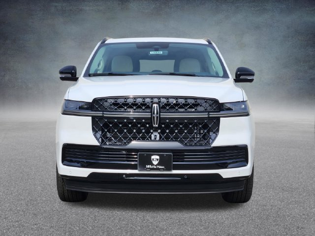 New 2027 Lincoln Navigator L Reserve w/ Jet Appearance Package AWD/4WD image 2