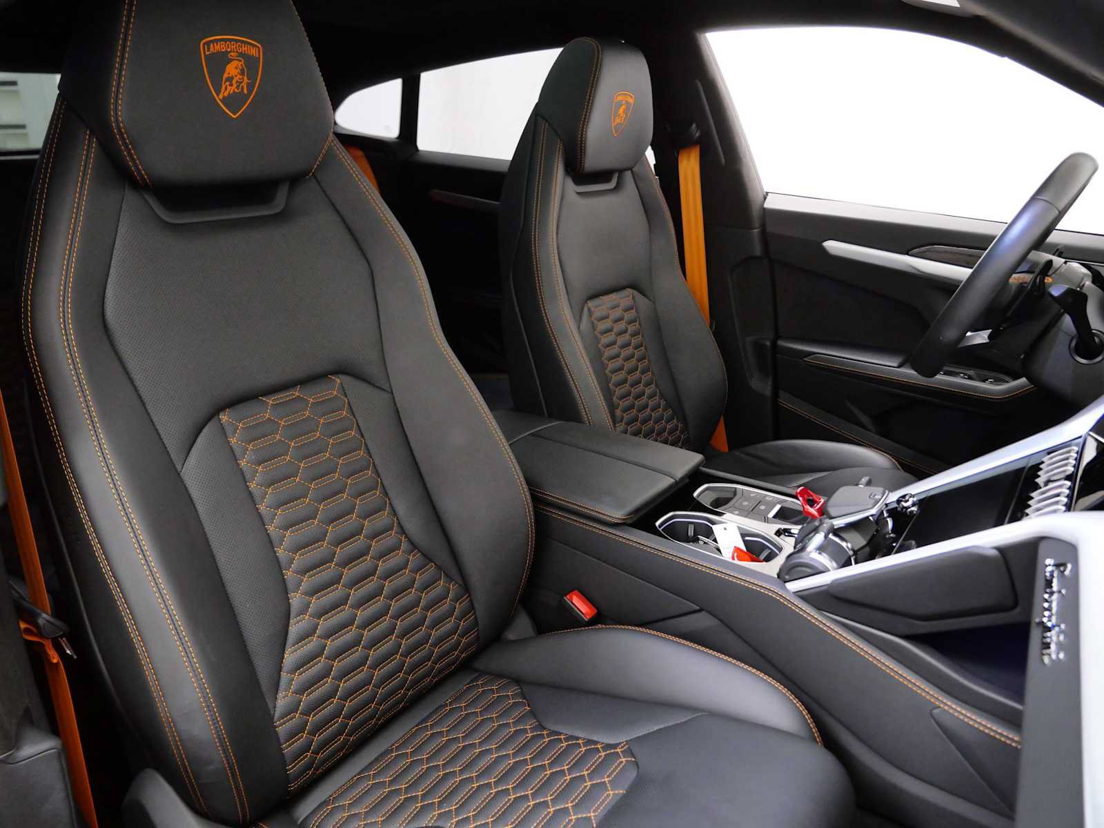 Used 2024 Lamborghini Urus S AWD/4WD image 13