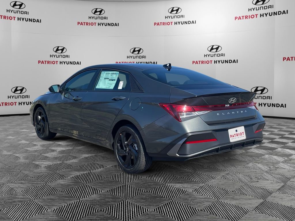 New 2026 Hyundai Elantra Sport image 5