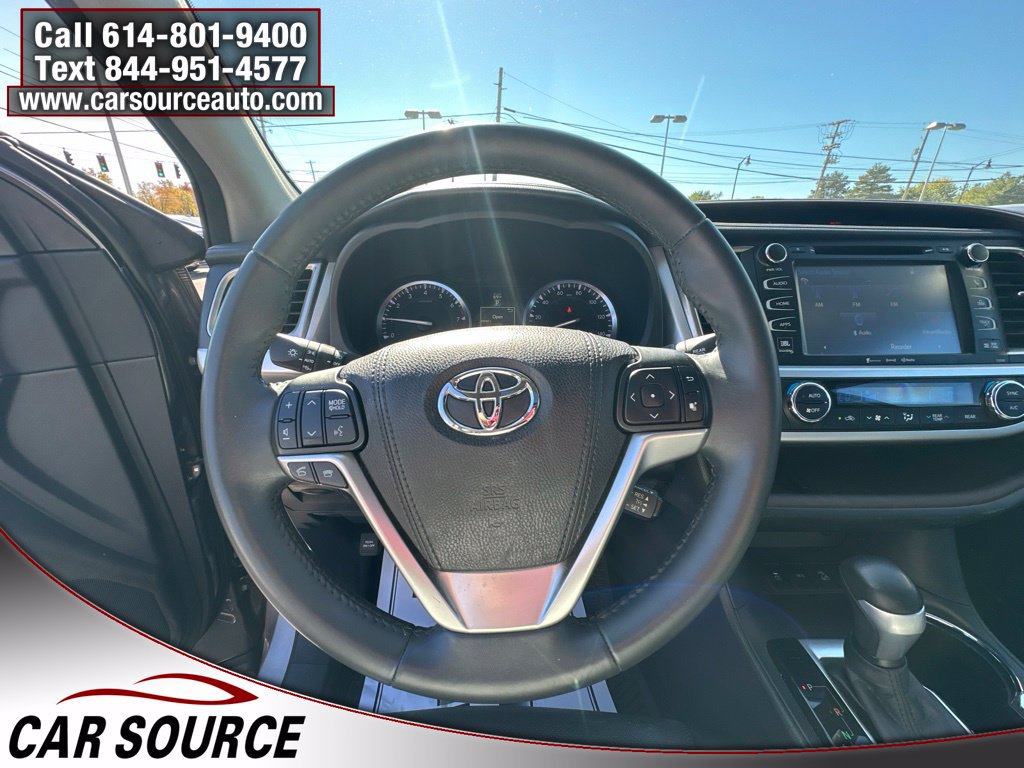 Used 2016 Toyota Highlander Limited AWD/4WD image 16