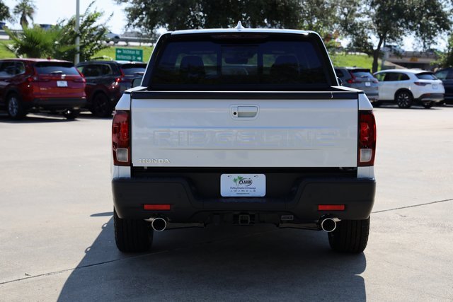 New 2025 Honda Ridgeline Black Edition image 7