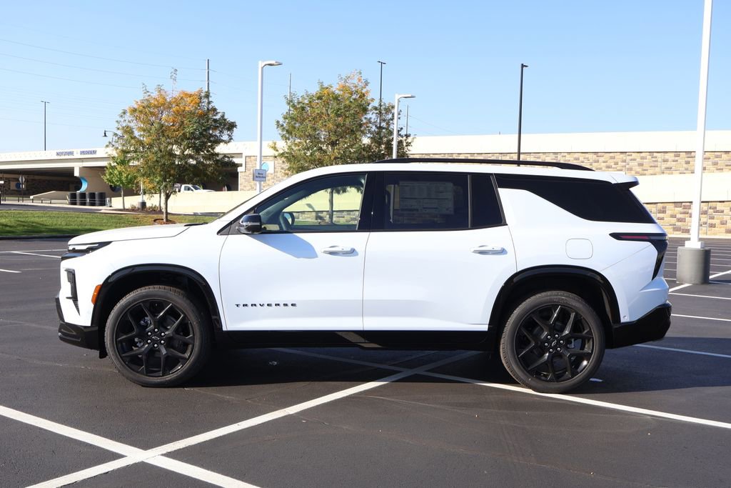 New 2026 Chevrolet Traverse RS w/ LPO, Floor Liner Package image 4