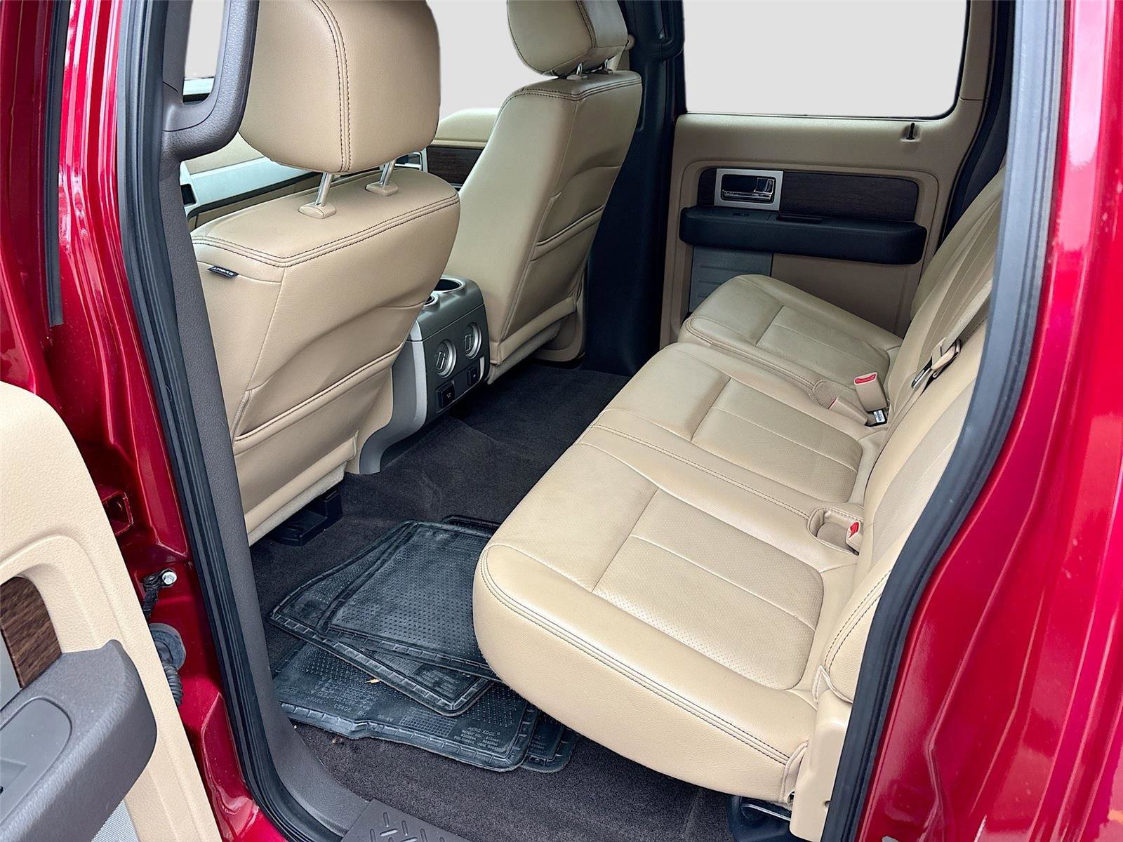 Used 2013 Ford F150 Lariat w/ Mid Equipment Group RWD image 23