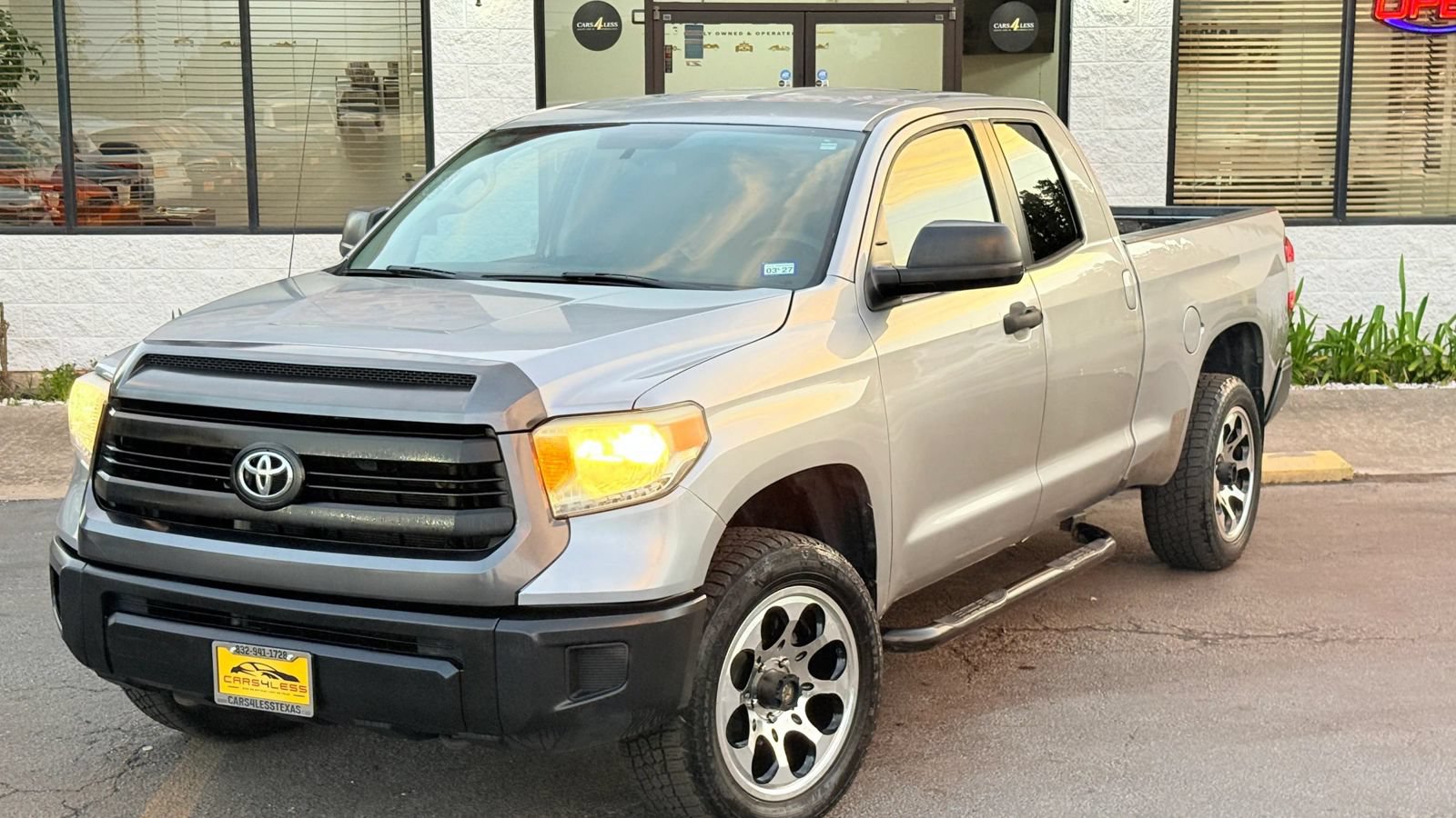 Used 2014 Toyota Tundra SR AWD/4WD image 1