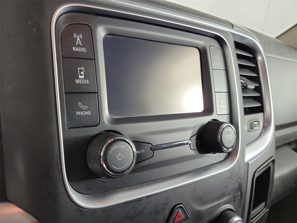 Used 2022 RAM 1500 Classic SLT image 25