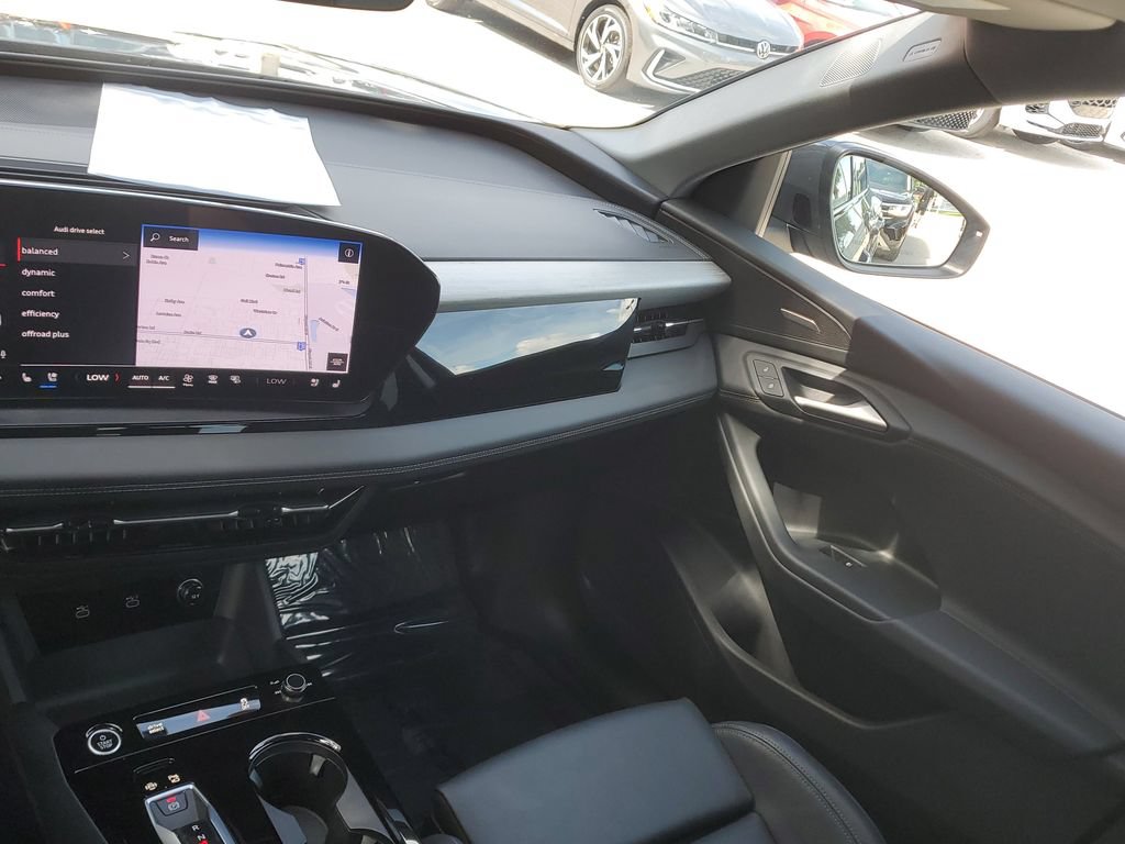 Certified 2025 Audi Q6 e-tron Premium Plus w/ Premium Plus AWD/4WD image 22