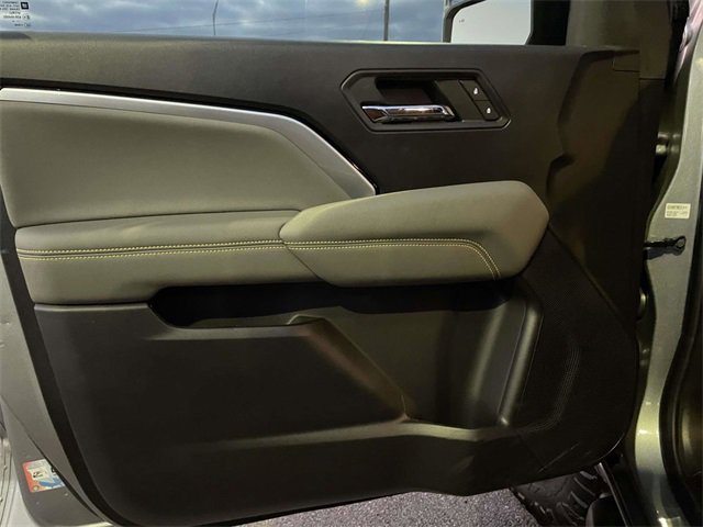 Used 2024 Chevrolet Colorado ZR2 w/ Safety Package image 16