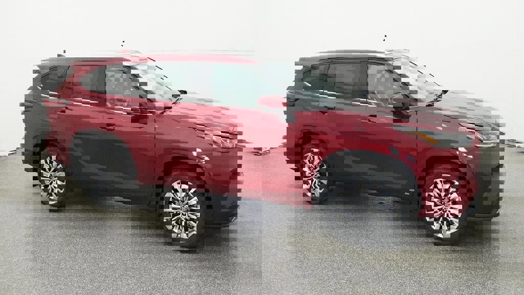 New 2026 Toyota Highlander Platinum image 12