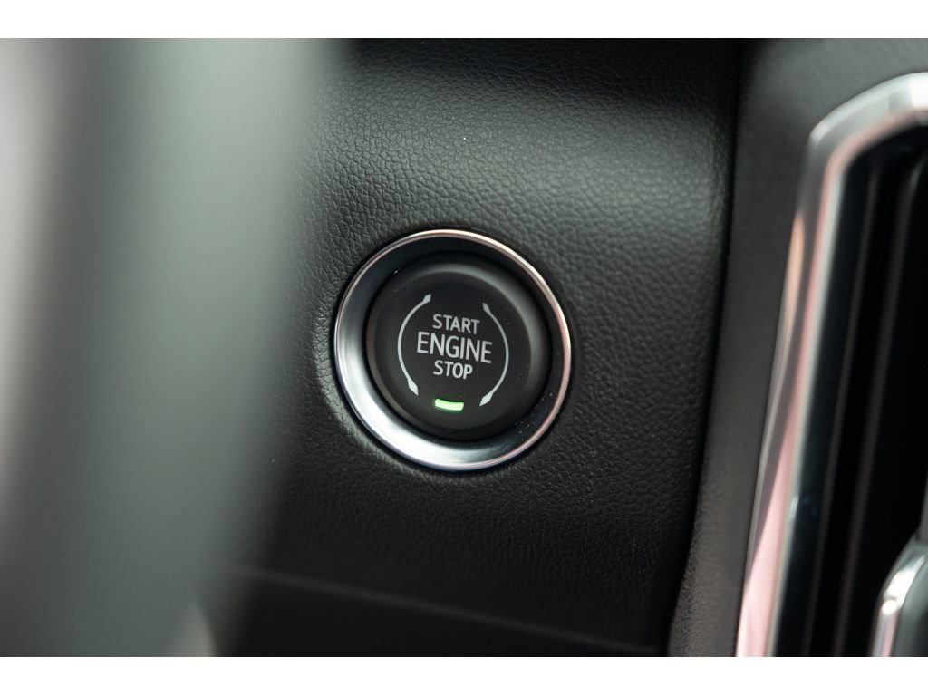 New 2026 GMC Acadia Denali Ultimate FWD image 29