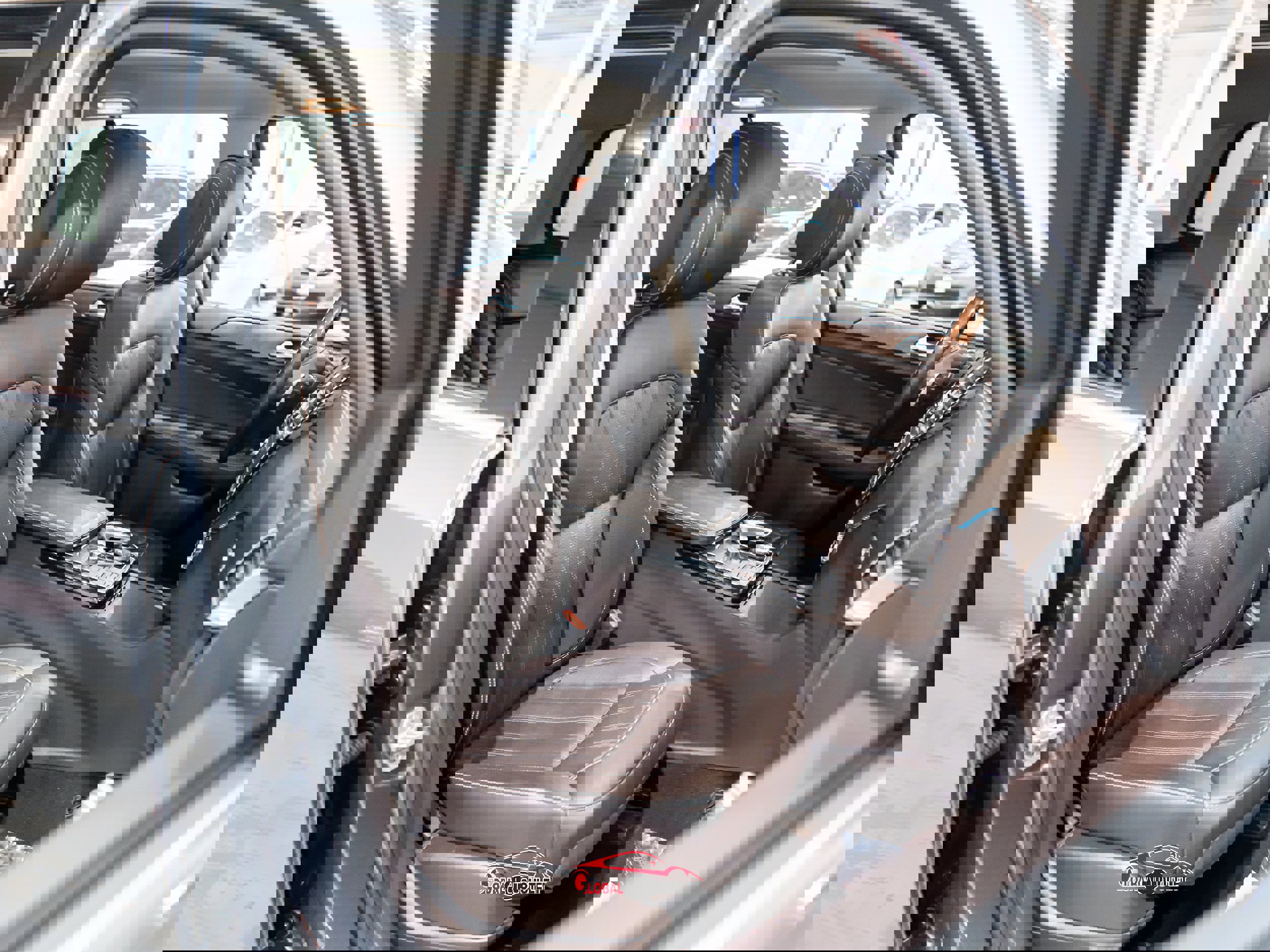 Used 2017 Mercedes-Benz GLS 450 4MATIC w/ Premium Package image 17