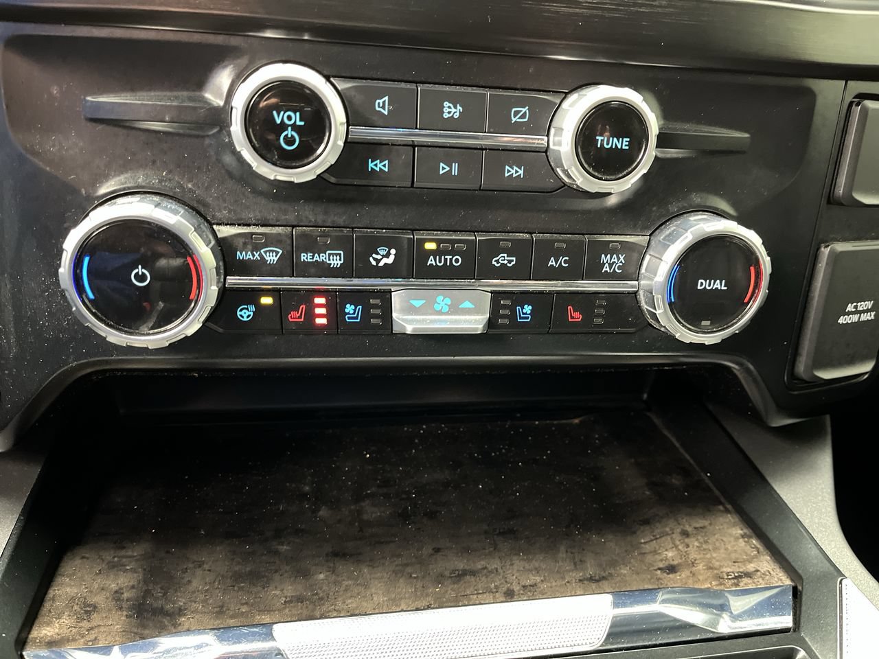 Certified 2023 Ford F250 Lariat AWD/4WD image 26