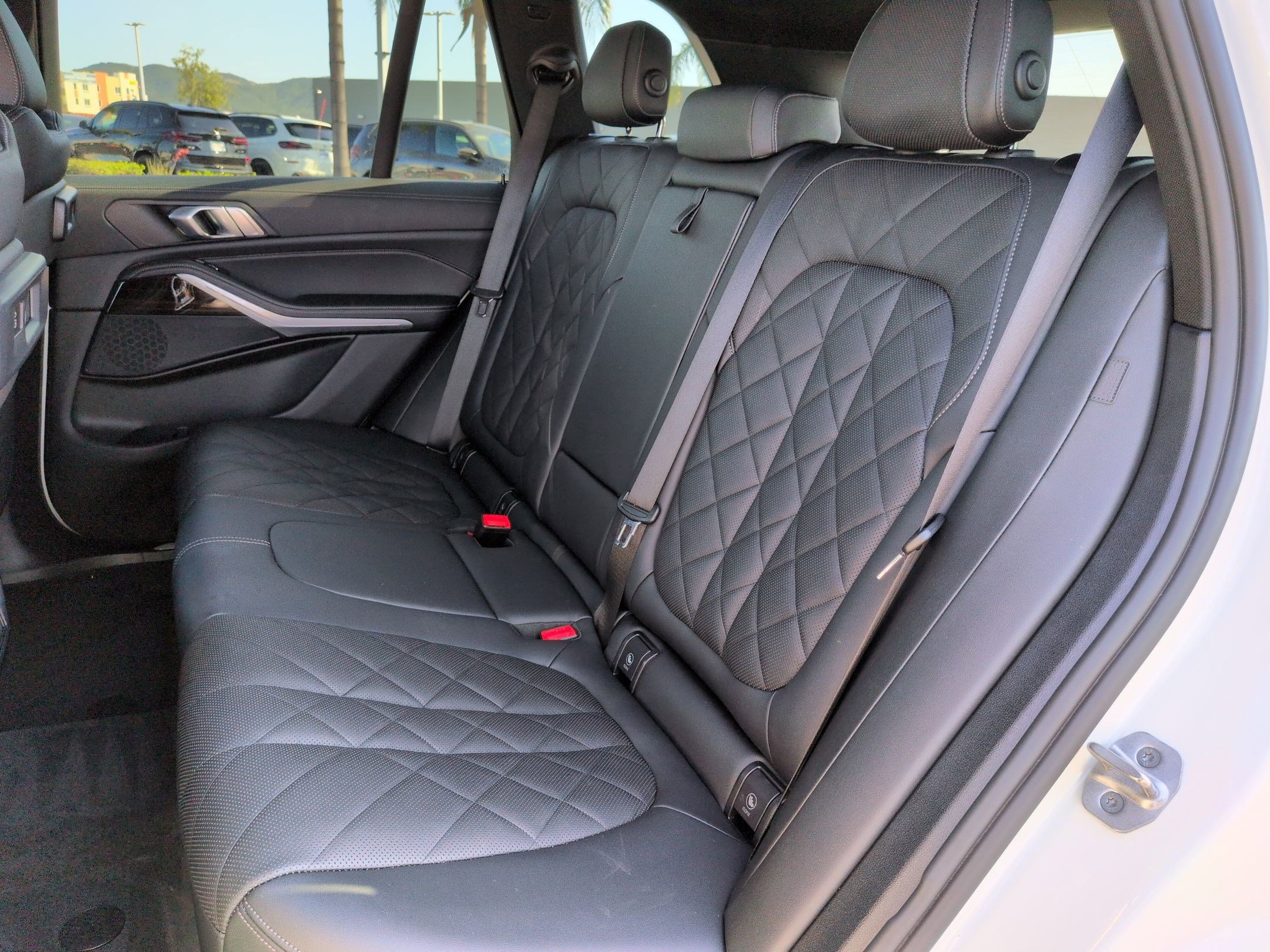Certified 2023 BMW X5 xDrive40i w/ Premium Package AWD/4WD image 31