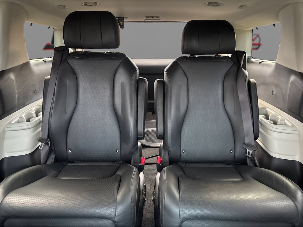 Used 2023 Kia Carnival SX Prestige FWD image 19