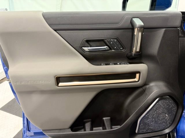 Used 2024 GMC Hummer EV 2X w/ LPO, Illumination Package image 16