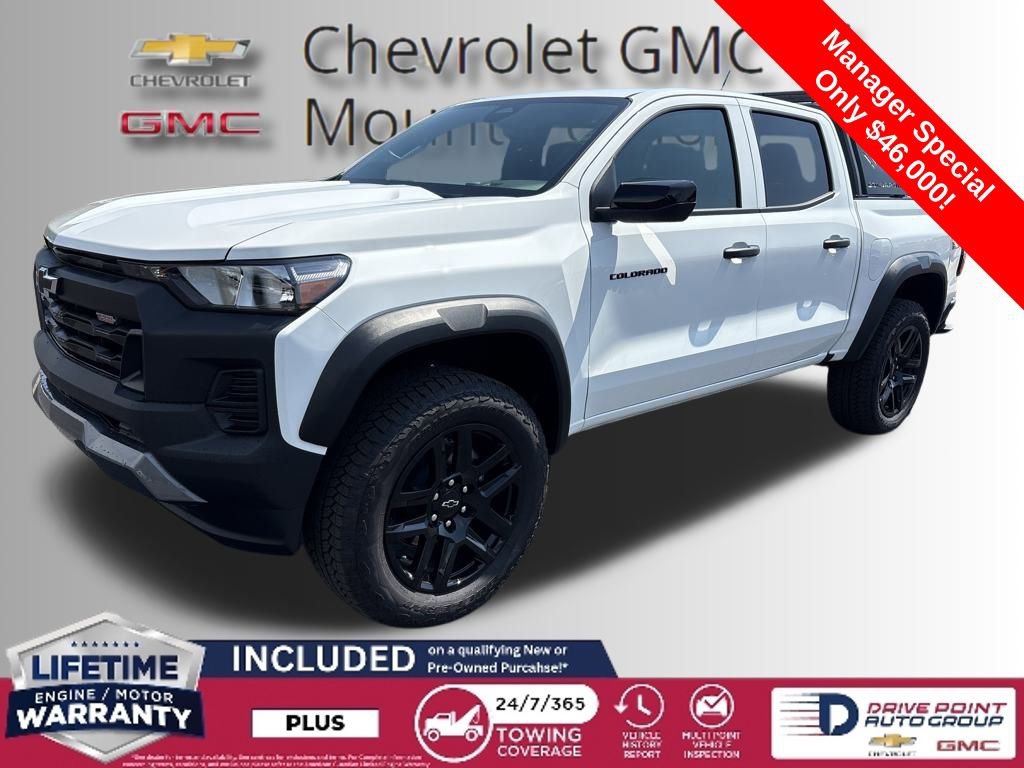 New 2025 Chevrolet Colorado Trail Boss w/ Midnight Edition