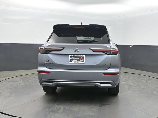 New 2026 Mitsubishi Outlander SEL FWD image 33