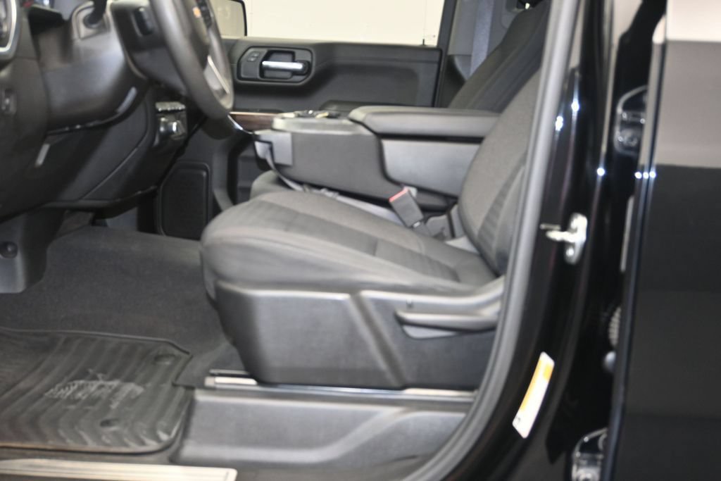 Used 2020 Chevrolet Silverado 1500 LT w/ Trailering Package AWD/4WD image 21