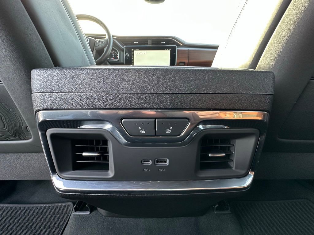 Used 2025 GMC Sierra 1500 Denali Ultimate image 8
