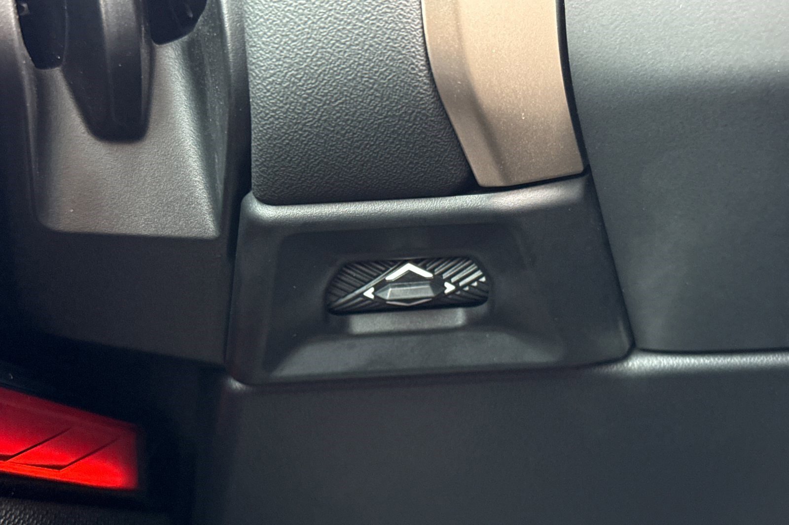 Used 2025 BMW X3 xDrive30i w/ Premium Package image 35