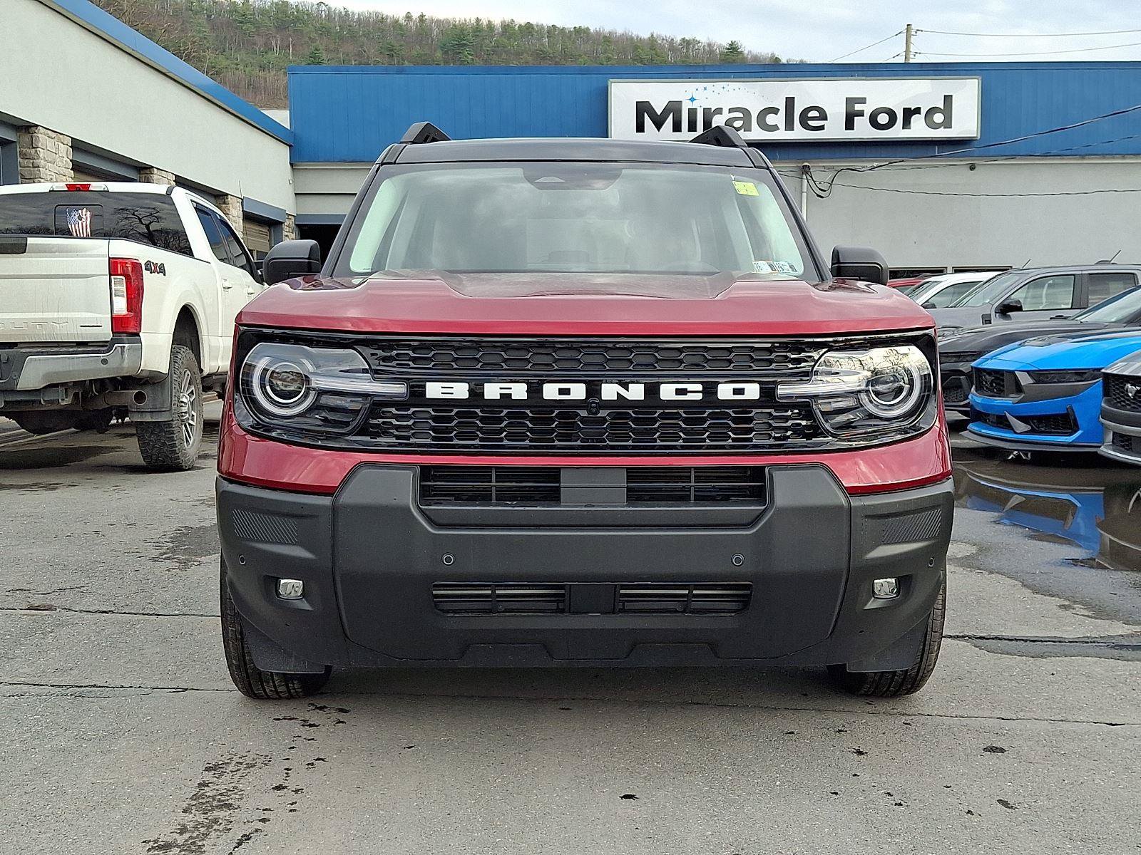 New 2025 Ford Bronco Sport Outer Banks w/ Outer Banks Tech Package+ AWD/4WD image 2