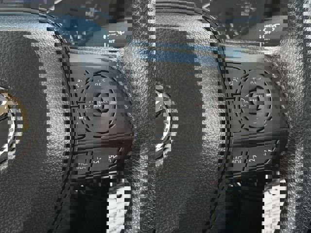 Used 2025 Toyota Corolla LE image 15