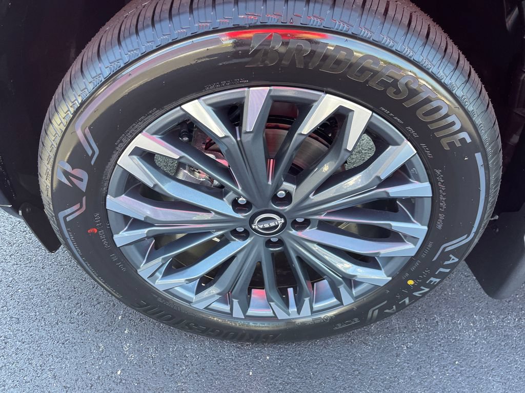 New 2026 Nissan Rogue Platinum AWD/4WD image 10