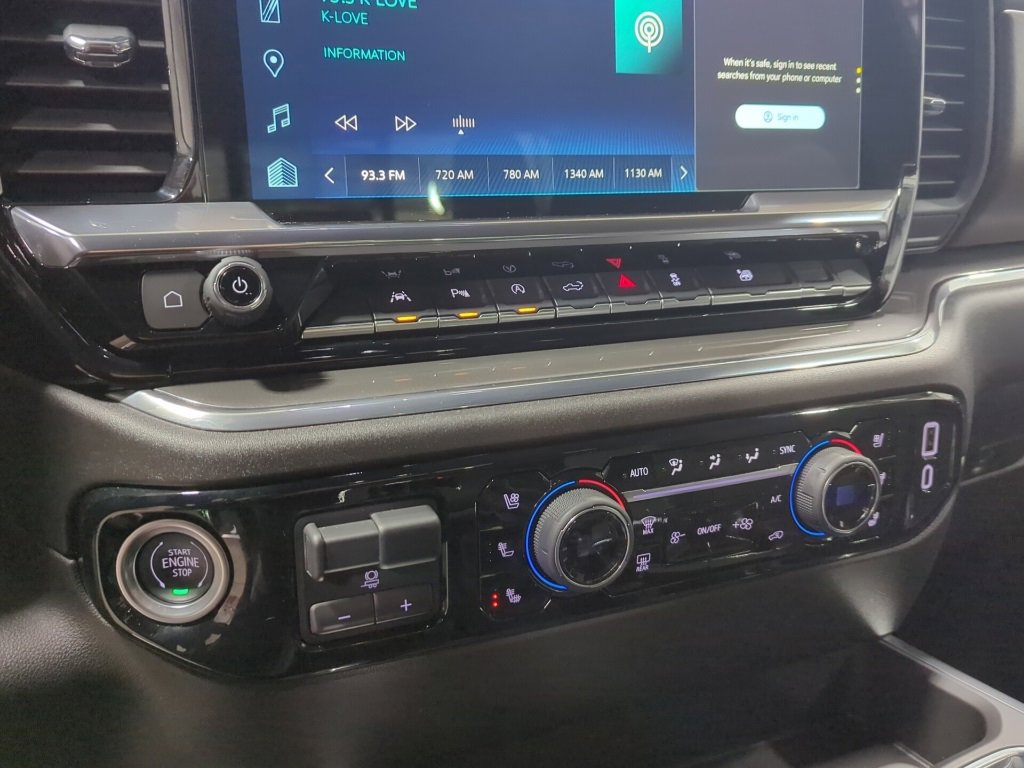 Used 2024 Chevrolet Silverado 1500 High Country image 24